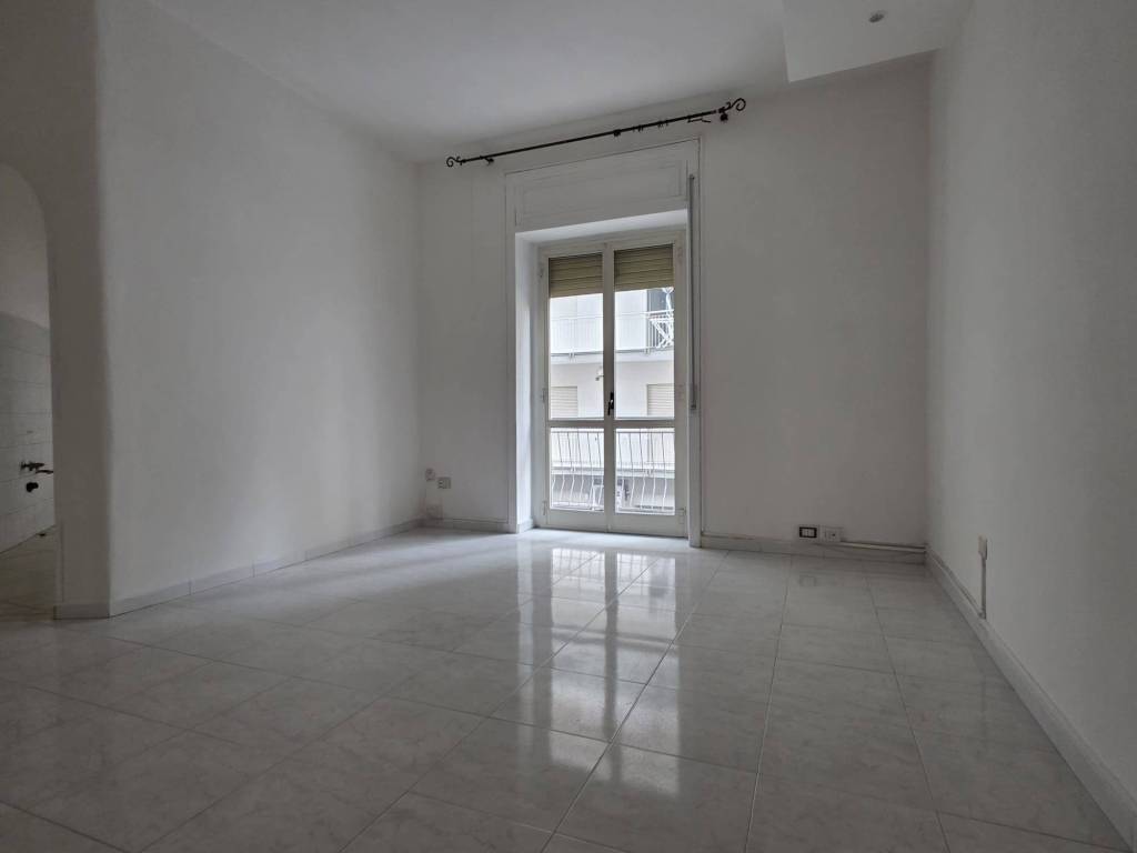 appartamento in vendita a Salerno in zona Pastena