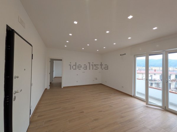 appartamento in vendita a Salerno in zona Pastena