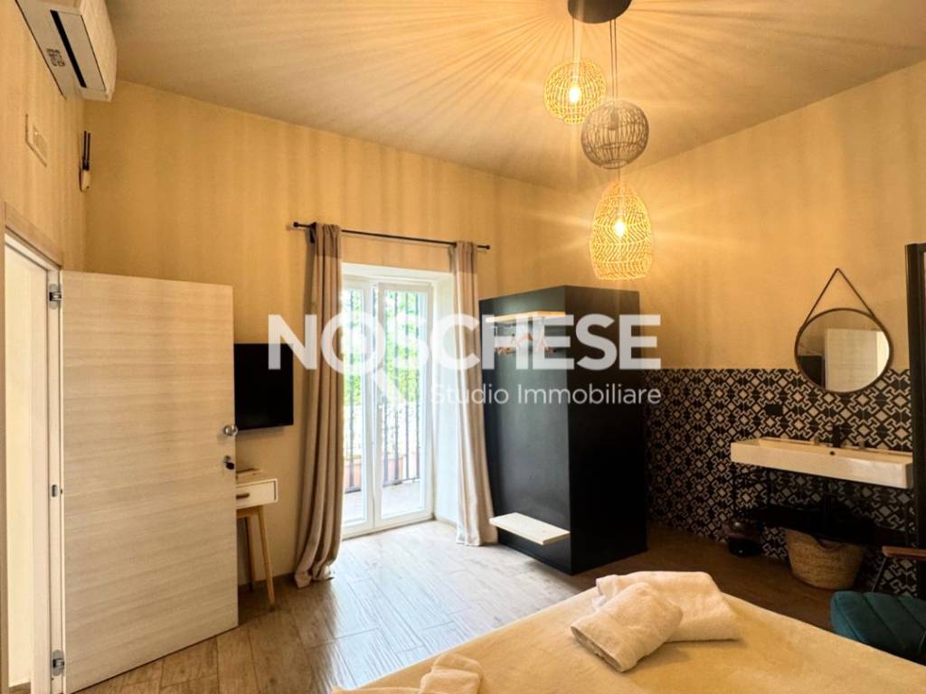 negozio in vendita a Salerno in zona Irno