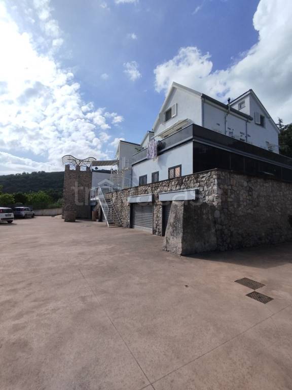appartamento in vendita a Salerno in zona Ogliara