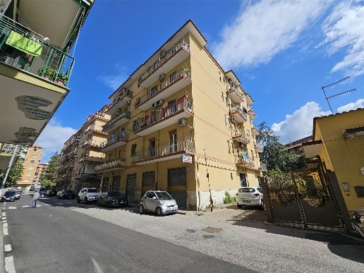appartamento in vendita a Salerno in zona Torrione