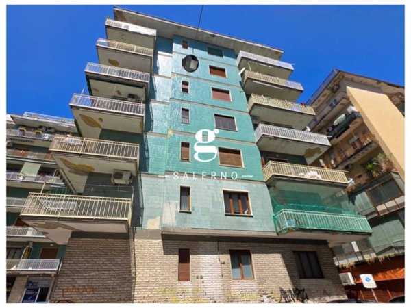 appartamento in vendita a Salerno in zona Mercatello