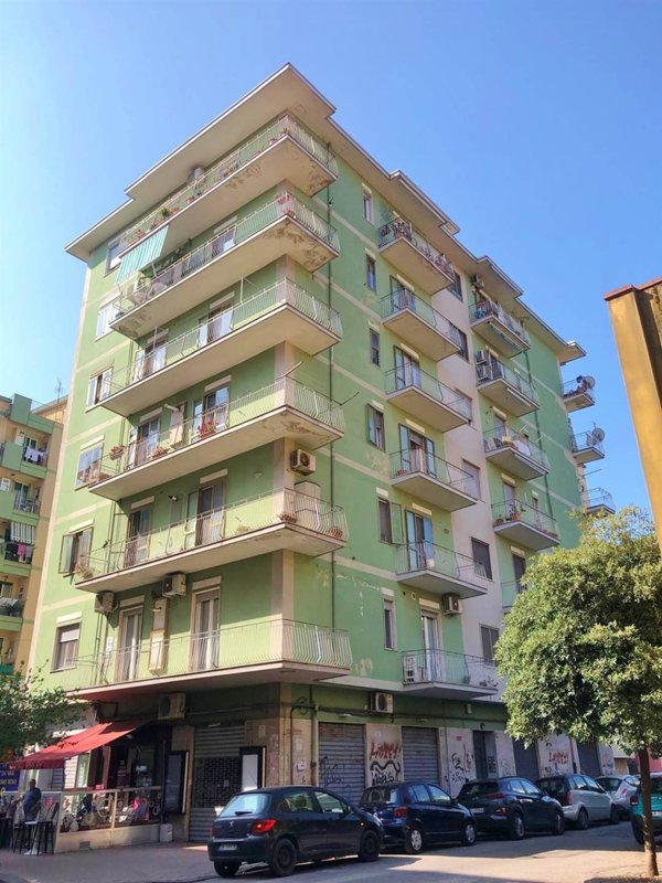 appartamento in vendita a Salerno in zona Pastena