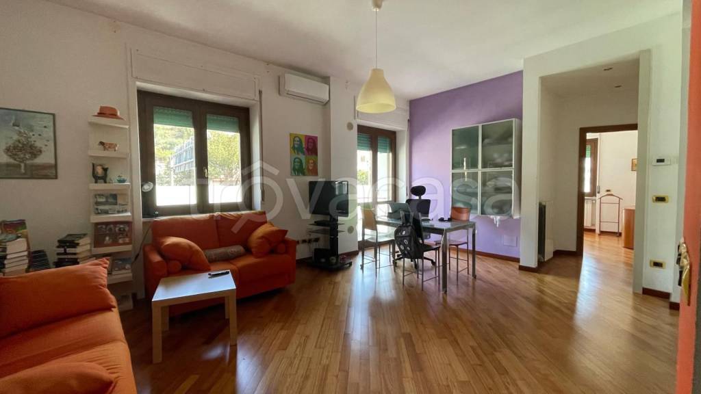 appartamento in vendita a Salerno in zona Sala Abbagnano