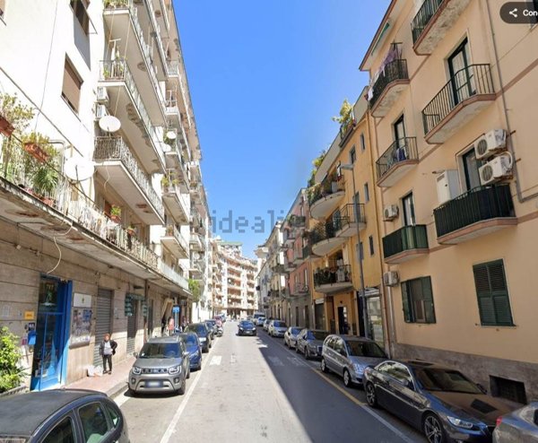 casa semindipendente in vendita a Salerno