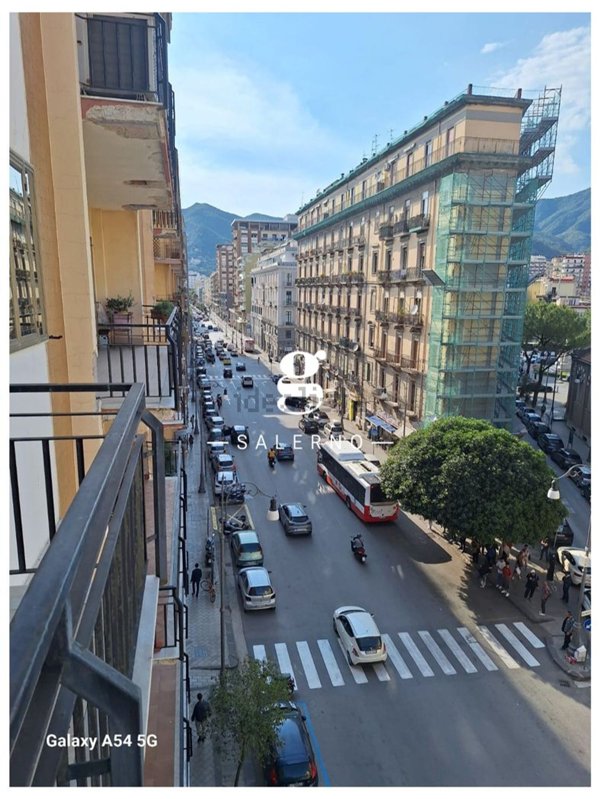 appartamento in vendita a Salerno in zona Centro Città