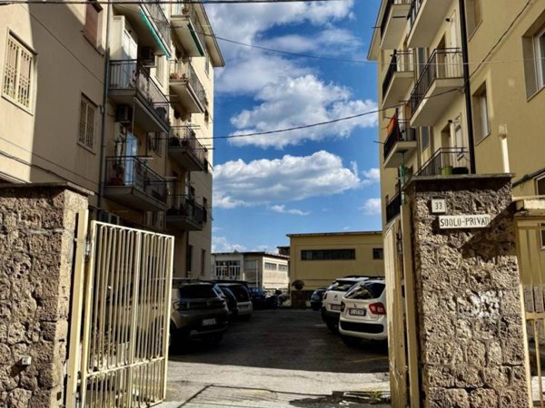 appartamento in vendita a Salerno in zona Centro Città