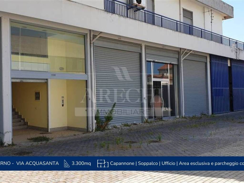 locale commerciale in vendita a Salerno in zona San Leonardo