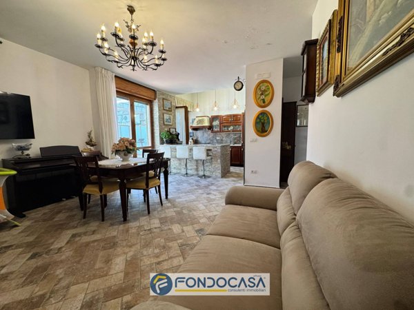 appartamento in vendita a Salerno in zona Fuorni