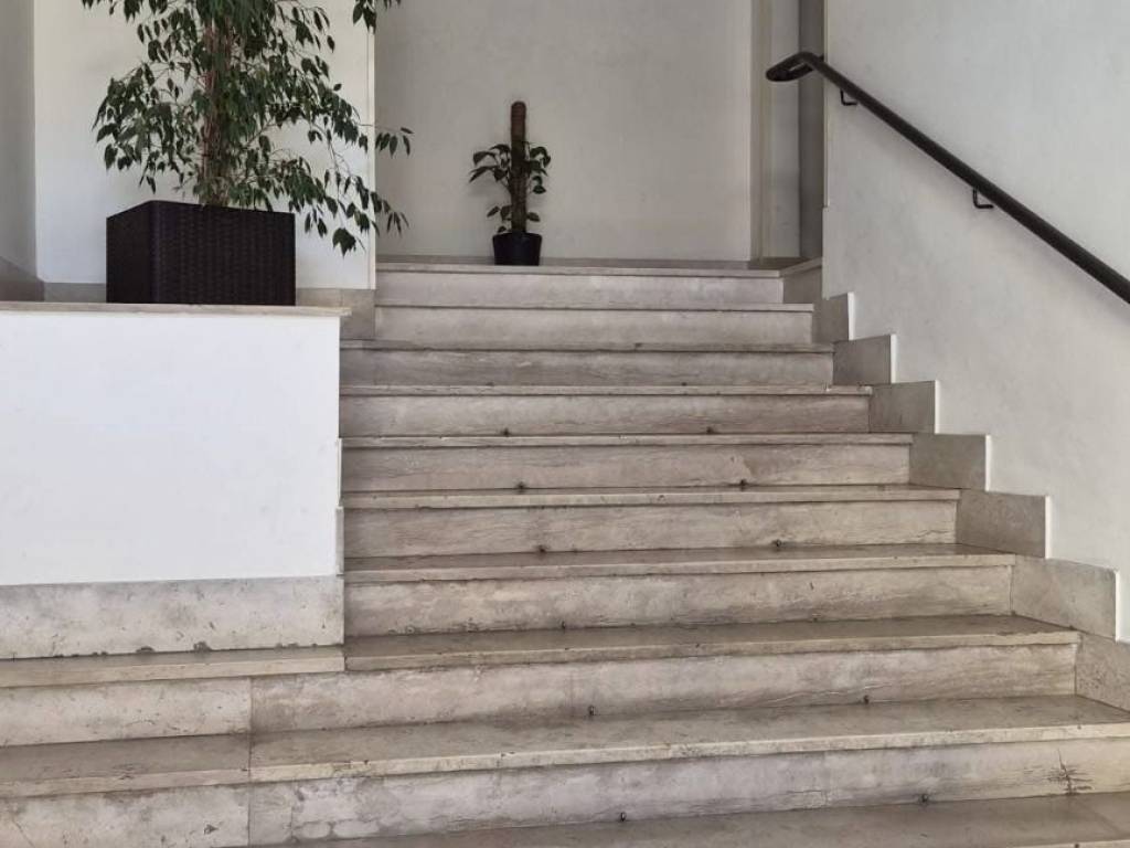 appartamento in vendita a Salerno in zona Centro Città
