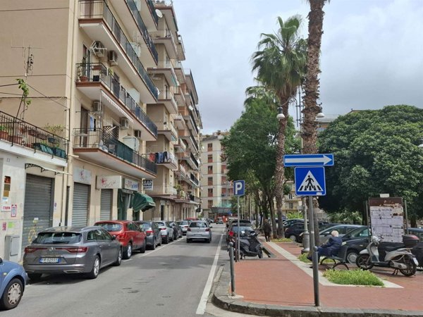 casa indipendente in vendita a Salerno
