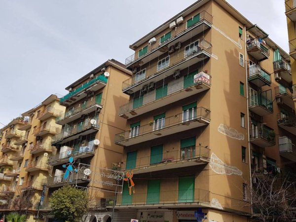 appartamento in vendita a Salerno in zona Centro Città