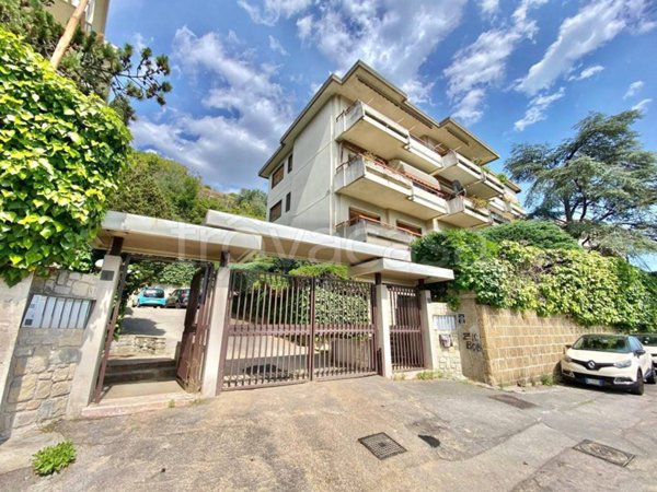 appartamento in vendita a Salerno in zona Brignano / Piezzo