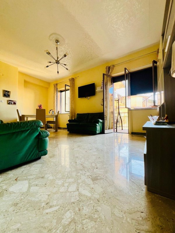 appartamento in vendita a Salerno in zona Centro Città