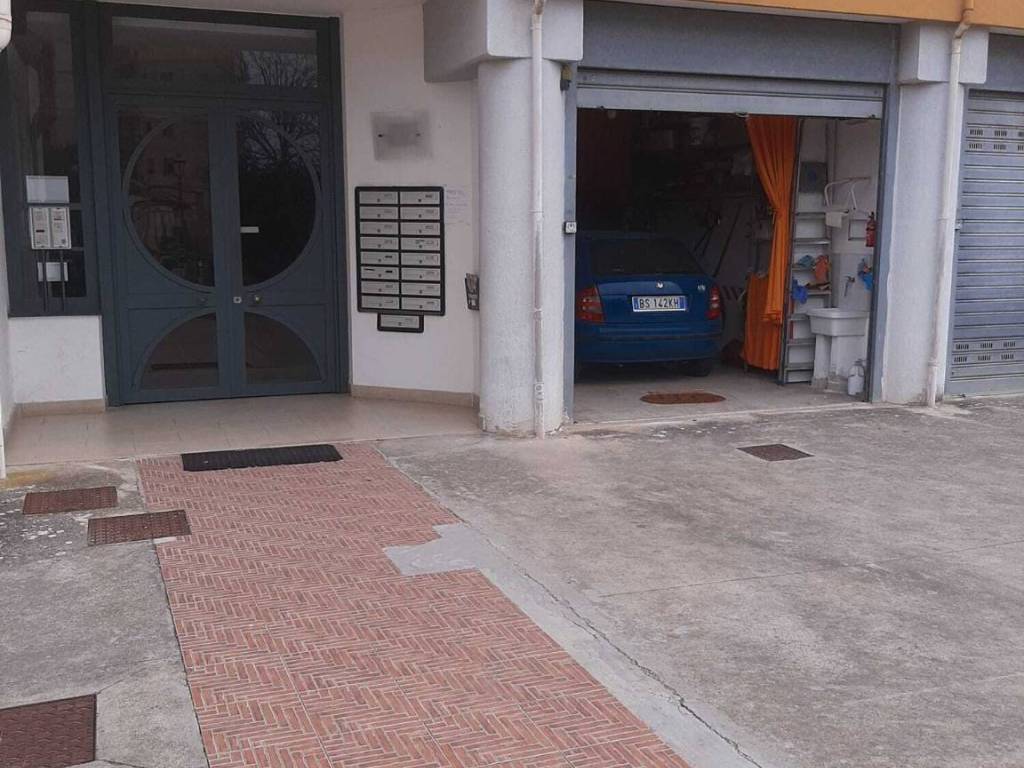 appartamento in vendita a Salerno in zona Pastena