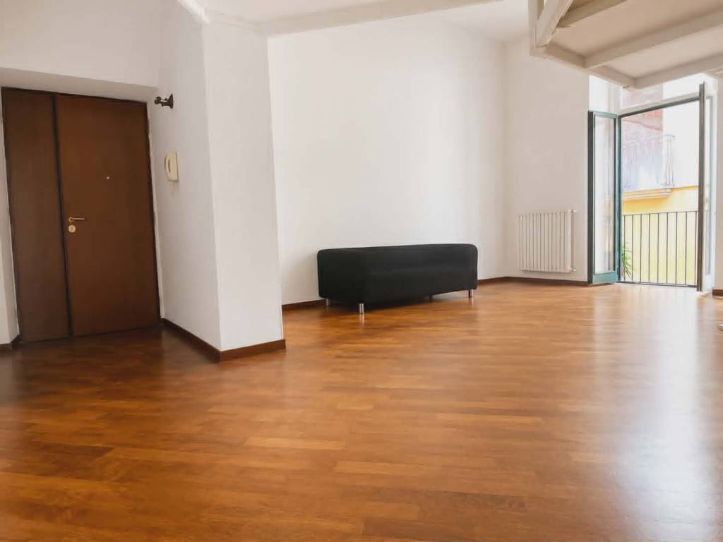 appartamento in vendita a Salerno in zona Centro Città