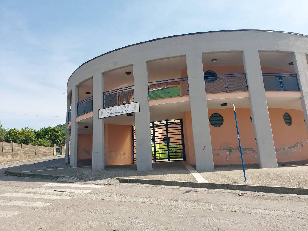 appartamento in vendita a Salerno in zona Irno