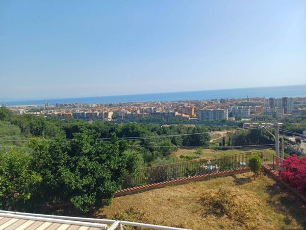 appartamento in vendita a Salerno in zona Torrione