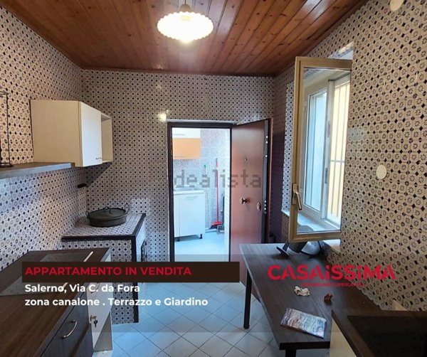 appartamento in vendita a Salerno in zona Canalone