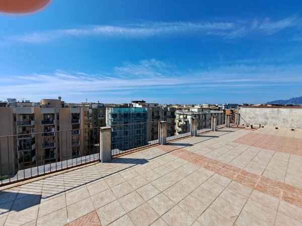 appartamento in vendita a Salerno in zona Picarielli