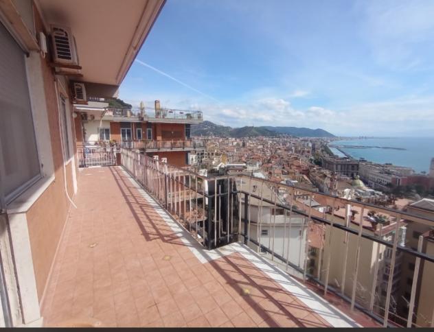 appartamento in vendita a Salerno in zona Centro Città