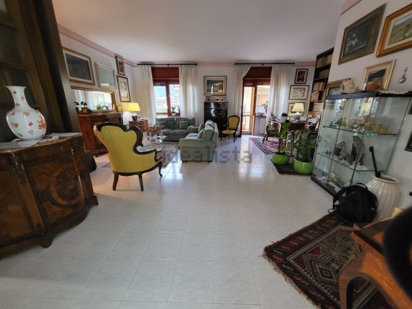 appartamento in vendita a Salerno in zona Centro Città