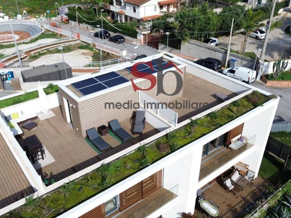 casa indipendente in vendita a Salerno in zona Torrione