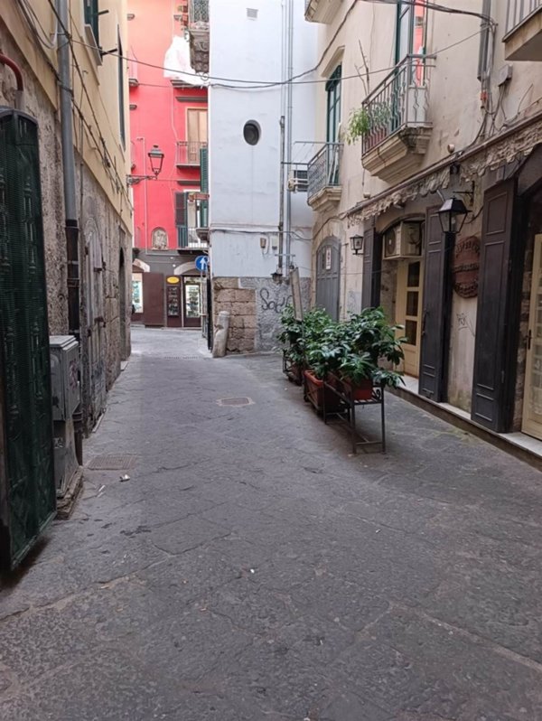appartamento in vendita a Salerno in zona Centro Città