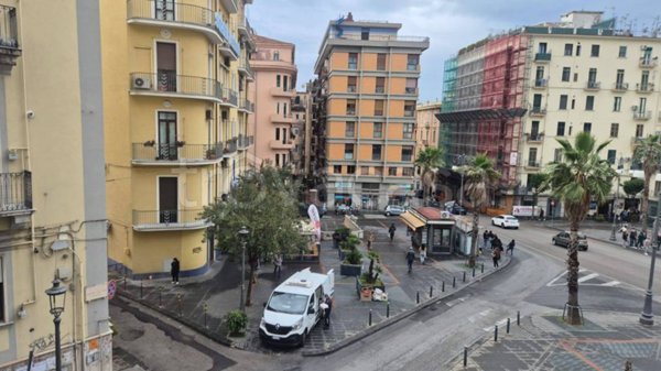 appartamento in vendita a Salerno in zona Centro Città