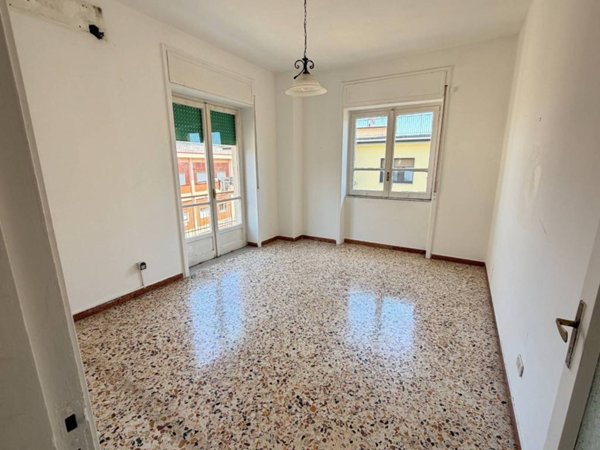 appartamento in vendita a Salerno in zona Pastena