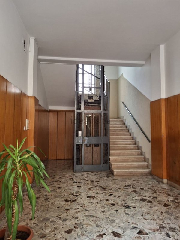 appartamento in vendita a Salerno in zona Mennolella