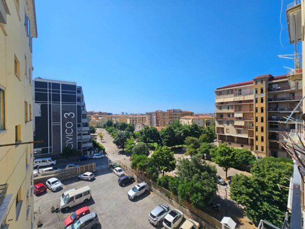 appartamento in vendita a Salerno in zona Pastena