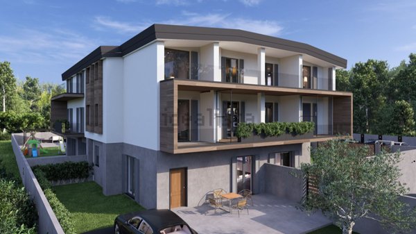 appartamento in vendita a Salerno in zona Torre Picentina