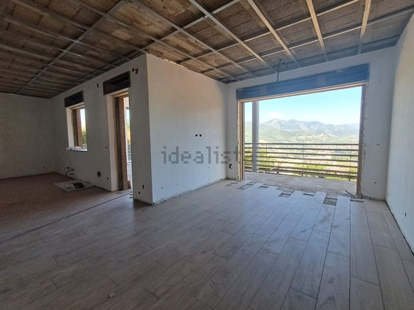 appartamento in vendita a Salerno in zona Centro Città