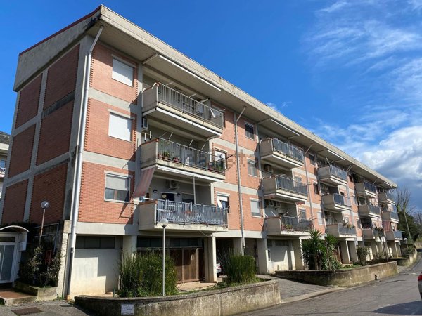 appartamento in vendita a Salerno in zona Mandrizzo