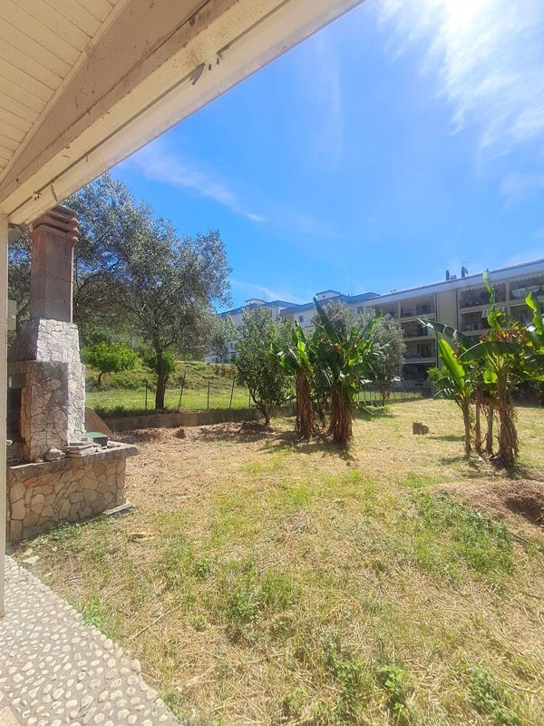 casa indipendente in vendita a Salerno in zona Cappelle