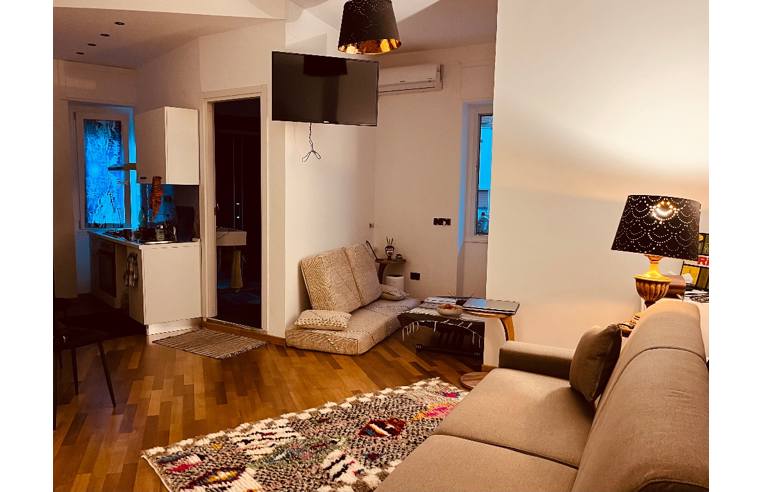 appartamento in vendita a Salerno in zona Centro Città