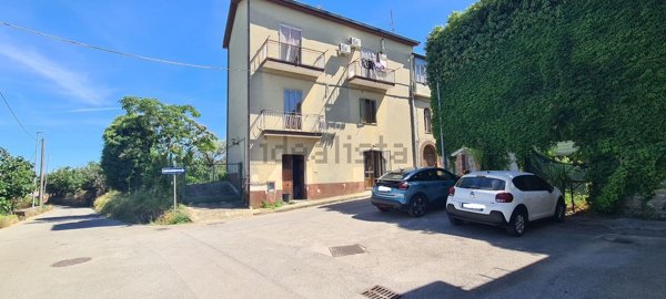 appartamento in vendita a Salerno in zona Ogliara