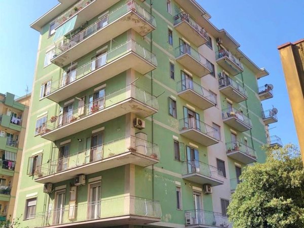appartamento in vendita a Salerno in zona Pastena