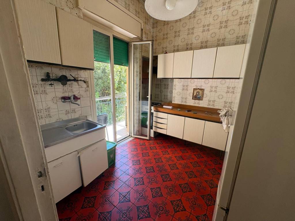 appartamento in vendita a Salerno in zona Irno