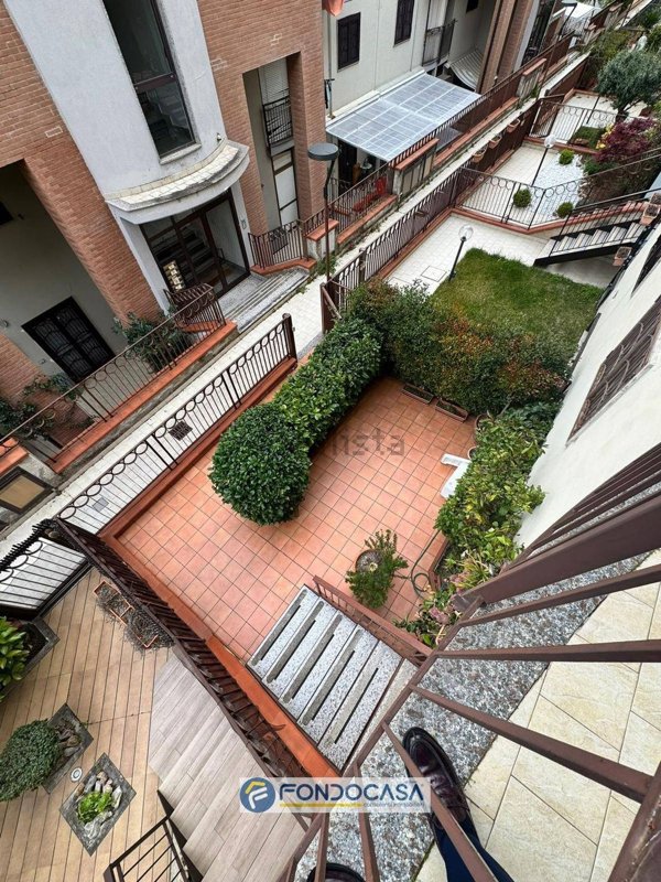 appartamento in vendita a Salerno in zona Pastena