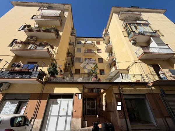 appartamento in vendita a Salerno in zona Pastena