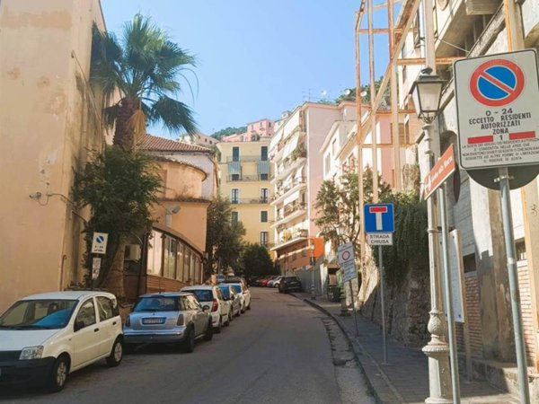 appartamento in vendita a Salerno in zona Centro Città