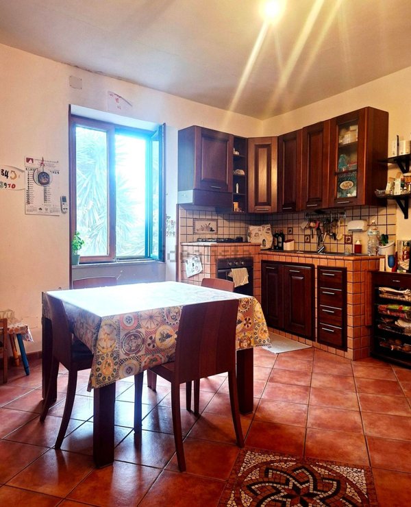 appartamento in vendita a Salerno in zona Centro Città