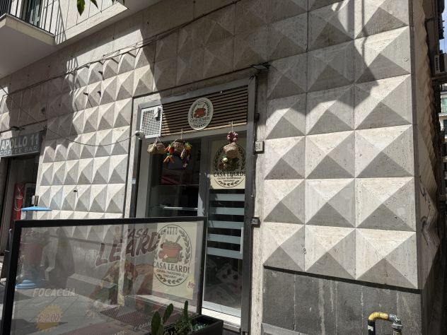 negozio in vendita a Salerno in zona Centro Città