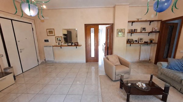 appartamento in vendita a Salerno in zona Pastena