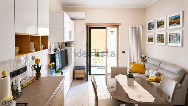 appartamento in vendita a Salerno in zona Pastena