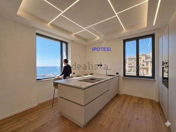 appartamento in vendita a Salerno in zona Centro Città