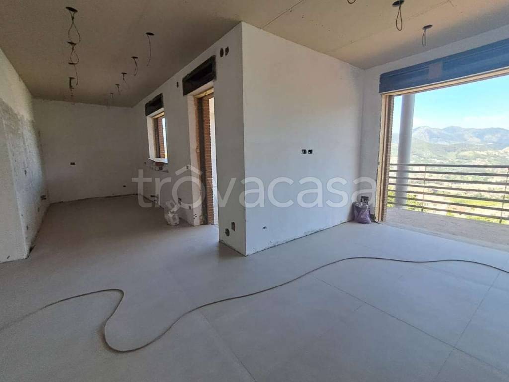 appartamento in vendita a Salerno in zona Irno