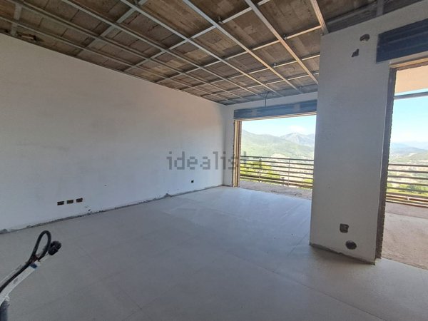 appartamento in vendita a Salerno in zona Sala Abbagnano